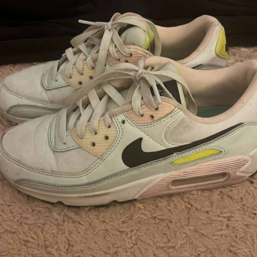 Nike air max 90 women’s size 8